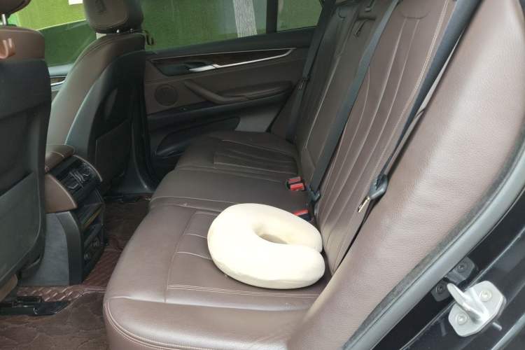 Used BMW X5 2017 xDrive28i Left Rear Seat