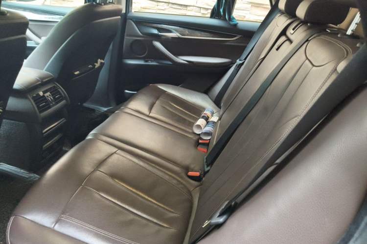 Used BMW X5 2017 xDrive28i Left Rear Seat