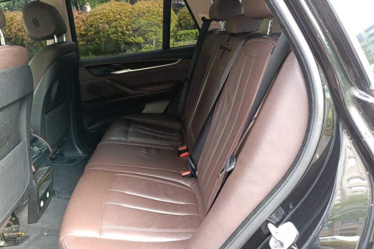 Used BMW X5 2017 xDrive28i Left Rear Seat