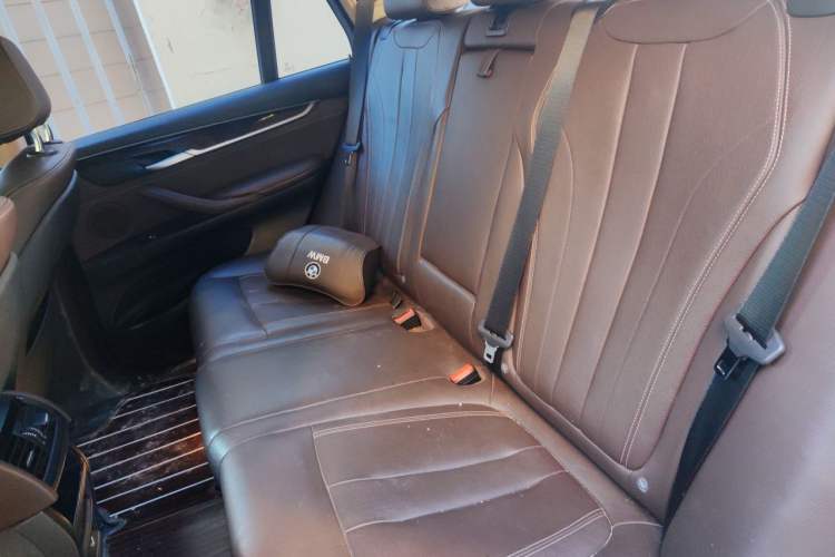 Used BMW X5 2017 xDrive28i Left Rear Seat