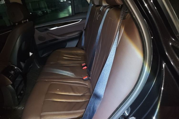 Used BMW X5 2017 xDrive28i Left Rear Seat