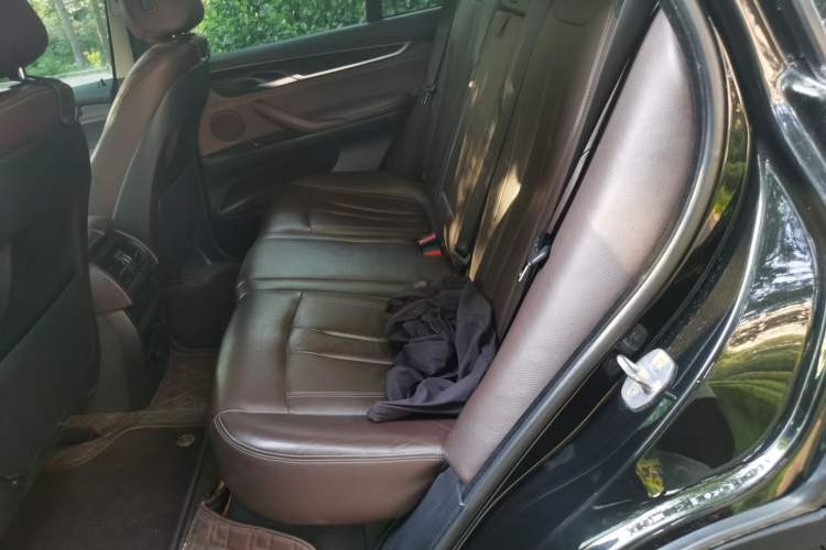 Used BMW X5 2017 xDrive28i Left Rear Seat