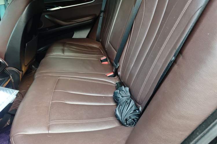 Used BMW X5 2017 xDrive28i Left Rear Seat