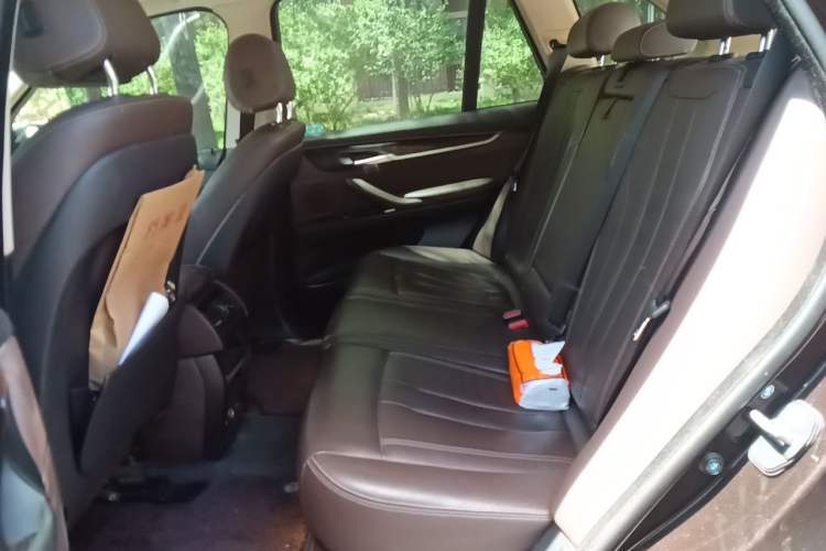 Used BMW X5 2017 xDrive28i Left Rear Seat