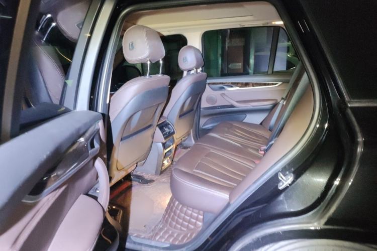 Used BMW X5 2017 xDrive28i Left Rear Seat