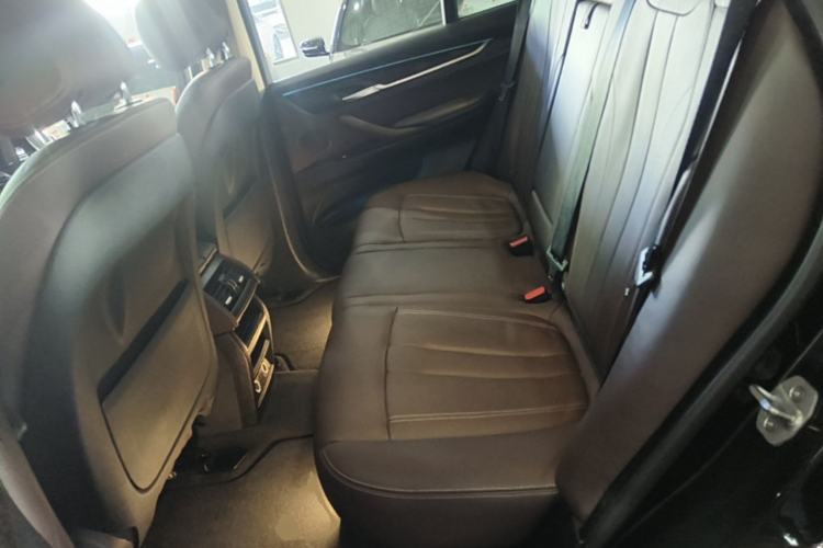 Used BMW X5 2017 xDrive28i Left Rear Seat