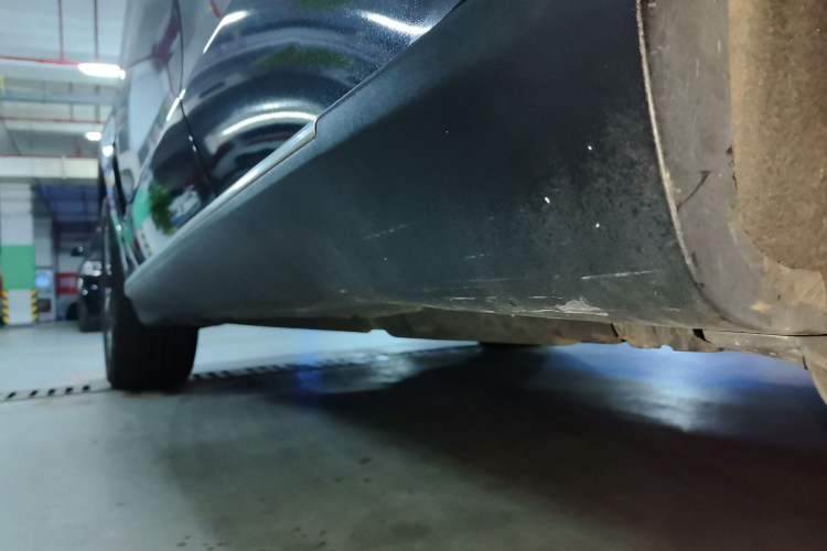 Used BMW X5 2017 xDrive35i Elegant Edition Left Side Sill