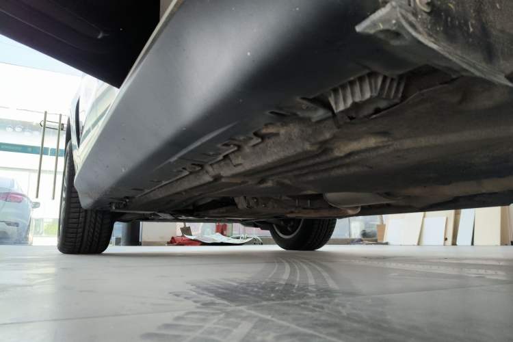 Used BMW X5 2017 xDrive28i Left Side Sill
