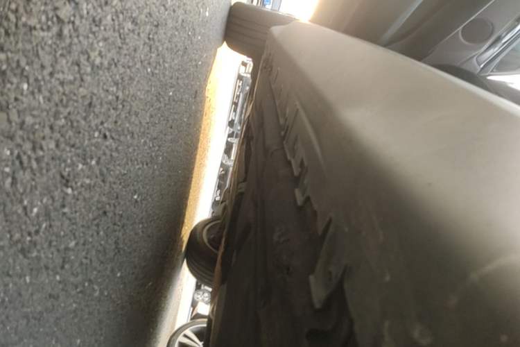 Used BMW X5 2017 xDrive28i Left Side Sill