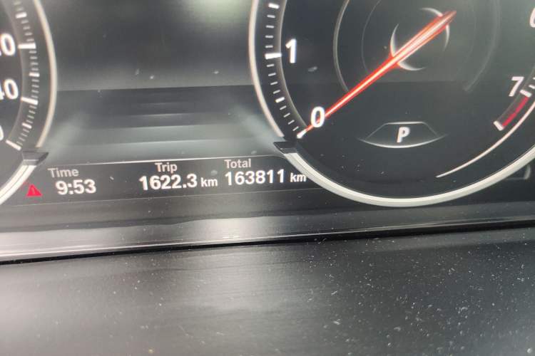 Used BMW X5 2017 xDrive35i M Sport Edition Odometer Close Up