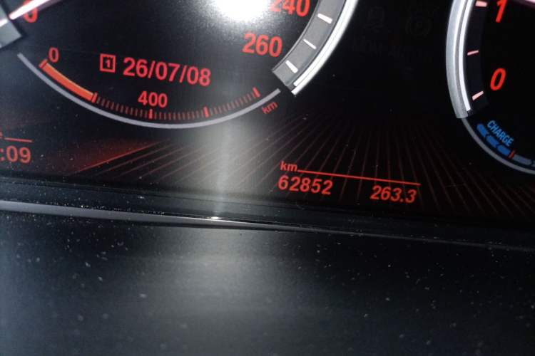 Used BMW X5  Odometer Close Up