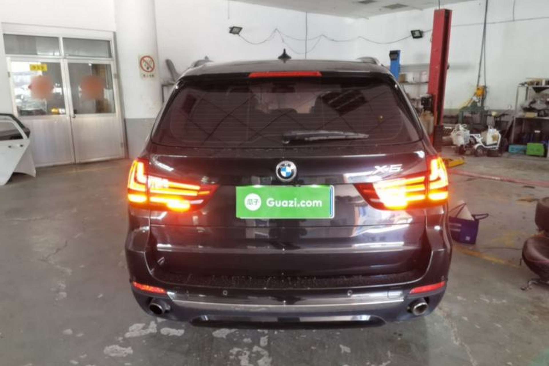 Used BMW X5 2017 xDrive28i Rear