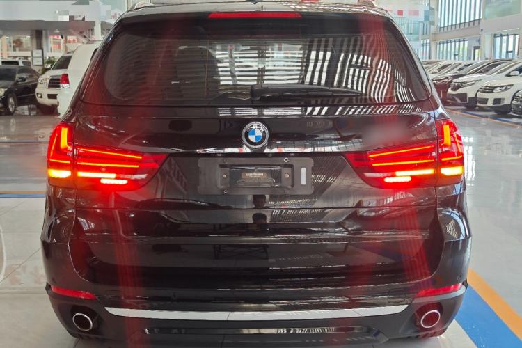 Used BMW X5 2017 xDrive28i Rear
