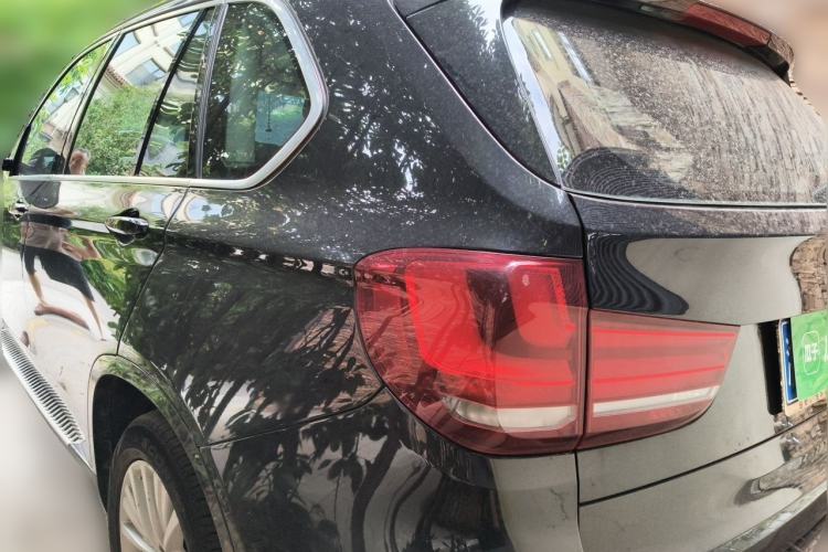 Used BMW X5 2017 xDrive28i Rear Left 45 Deg