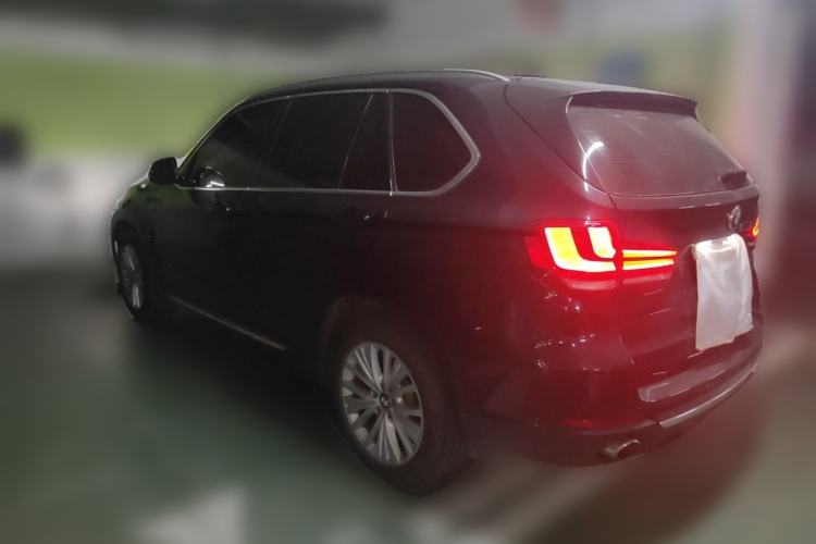 Used BMW X5 2017 xDrive28i Rear Left 45 Deg