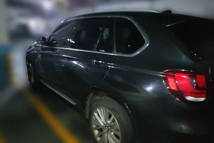 Used BMW X5 2017 xDrive28i Rear Left 45 Deg