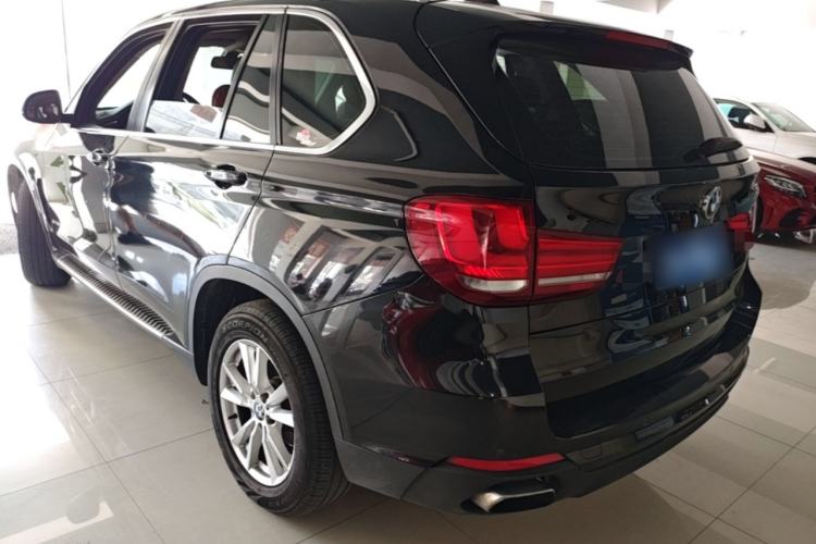 Used BMW X5 2017 xDrive35i Standard Model U.S. Specification Rear Left 45 Deg