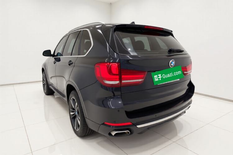 Used BMW X5 2017 xDrive35i Elegant Edition Rear Left 45 Deg