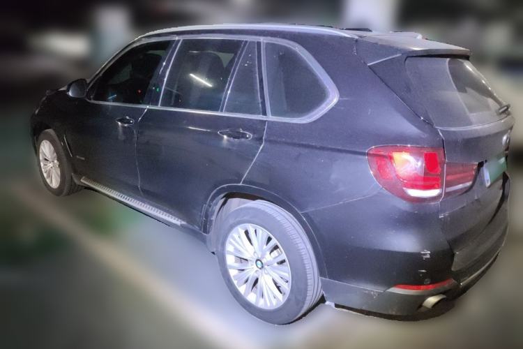 Used BMW X5 2017 xDrive28i Rear Left 45 Deg
