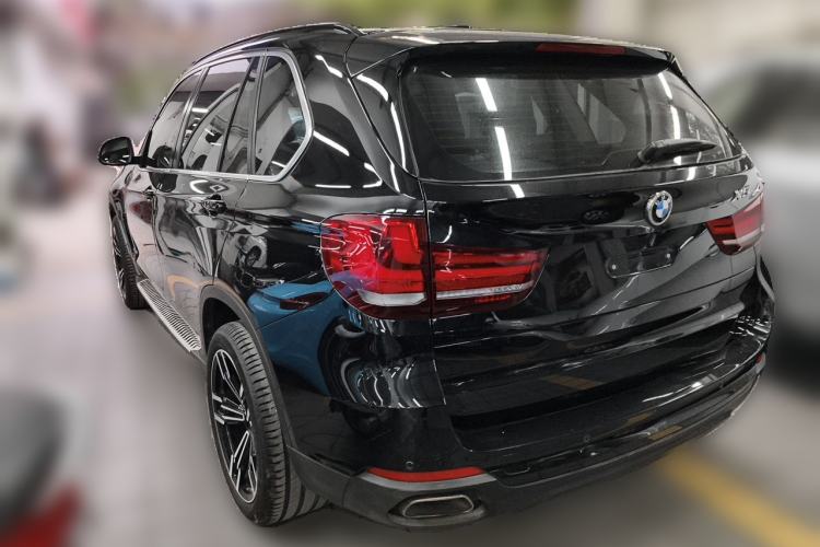 Used BMW X5  Rear Left 45 Deg