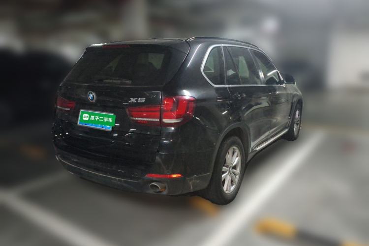 Used BMW X5  Rear Right 45 Deg