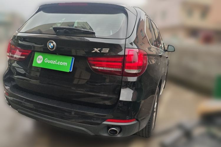 Used BMW X5  Rear Right 45 Deg