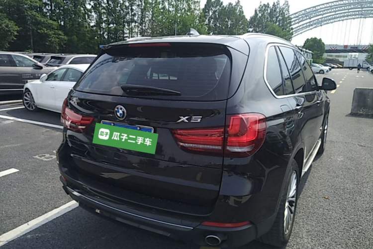 Used BMW X5 2017 xDrive28i Rear Right 45 Deg