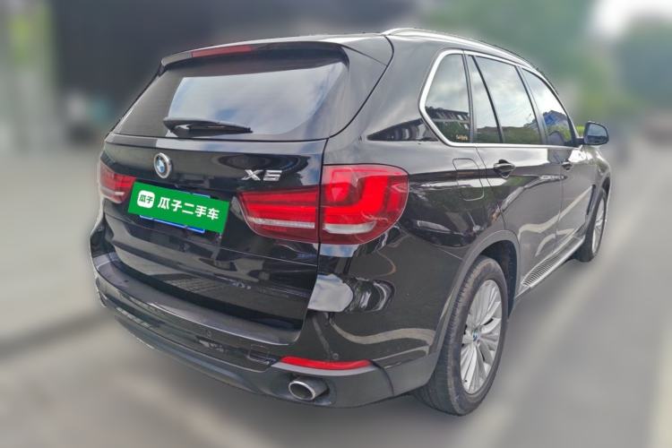 Used BMW X5  Rear Right 45 Deg
