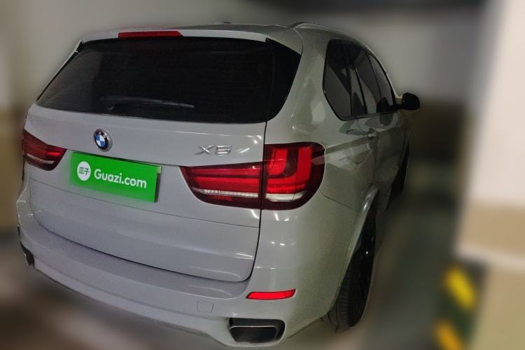Used BMW X5  Rear Right 45 Deg