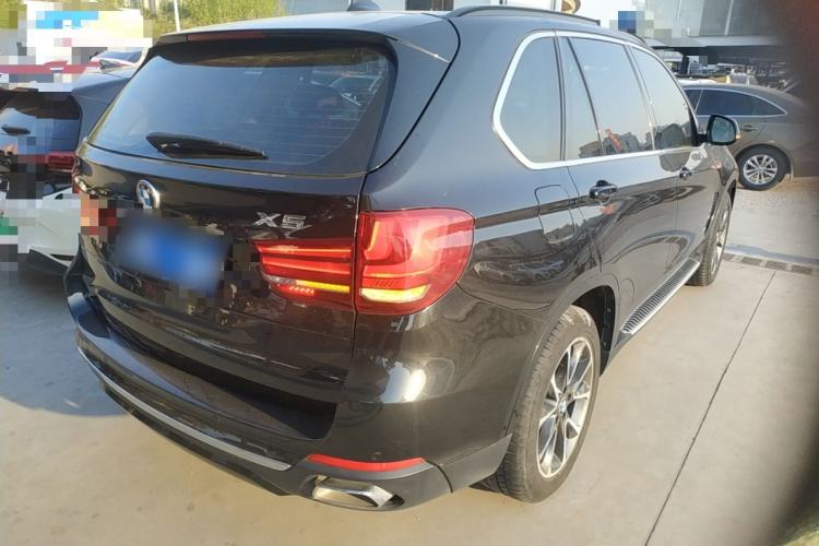 Used BMW X5 2017 xDrive35i Standard Model U.S. Specification Rear Right 45 Deg