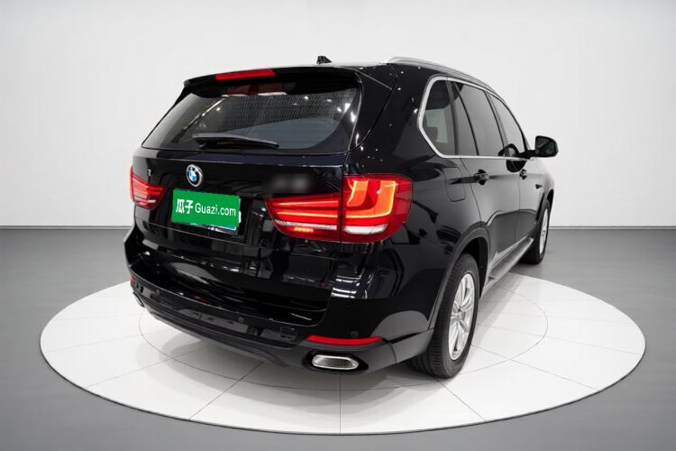 Used BMW X5 2017 xDrive35i Middle East Rear Right 45 Deg