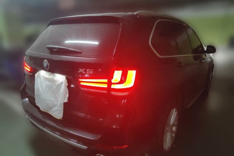 Used BMW X5 2017 xDrive28i Rear Right 45 Deg