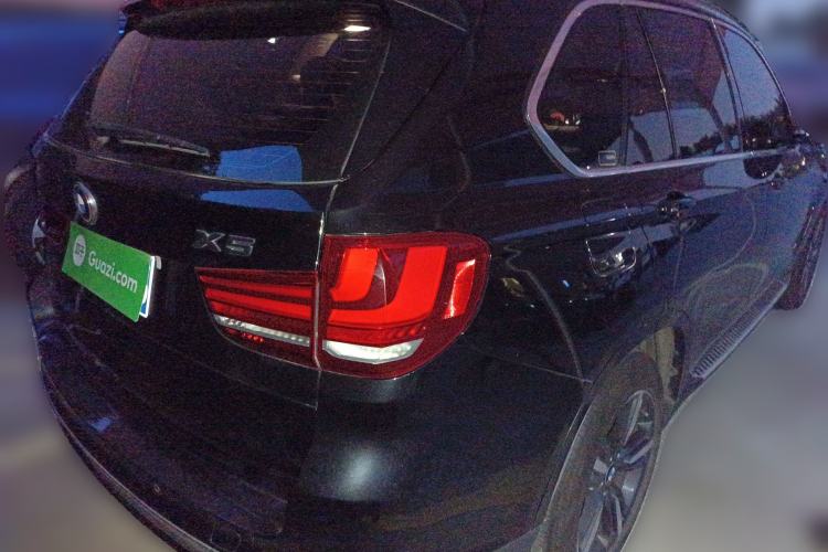 Used BMW X5 2017 xDrive35i Elegant Edition Rear Right 45 Deg