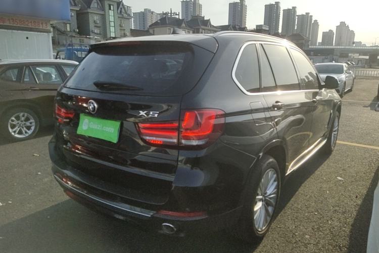 Used BMW X5 2017 xDrive28i Rear Right 45 Deg