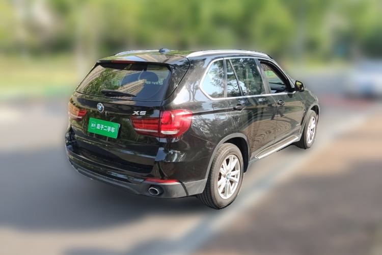 Used BMW X5  Rear Right 45 Deg