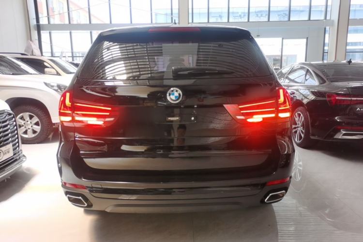 Used BMW X5 2017 xDrive35i Standard Model U.S. Specification Rear