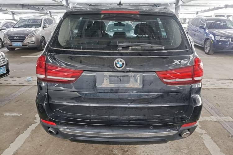 Used BMW X5 2017 xDrive28i Rear