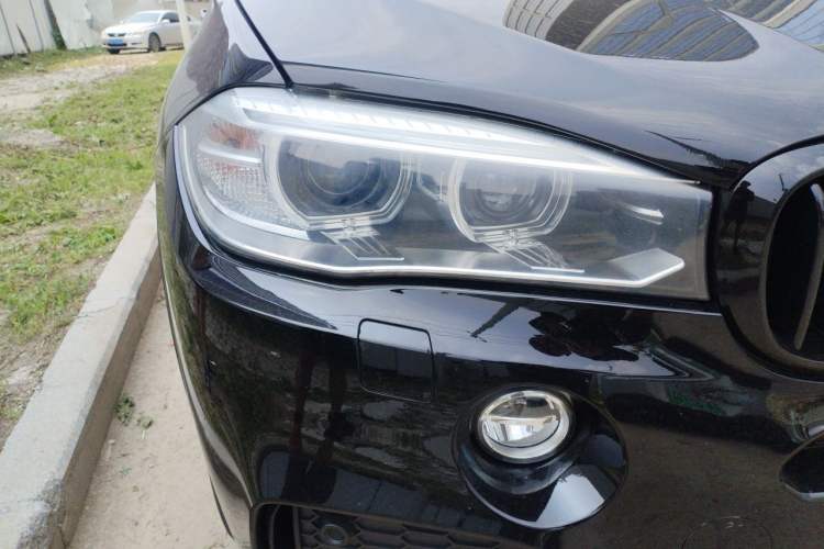 Used BMW X5 2017 xDrive35i Elegant Edition Right Front Headlight