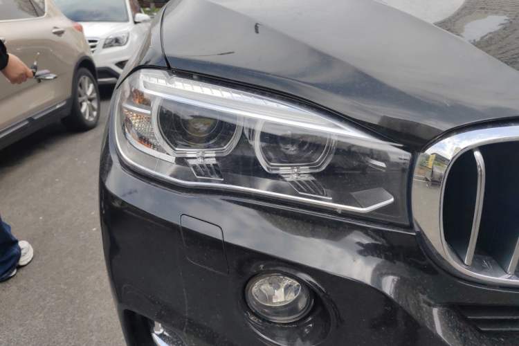 Used BMW X5 2017 xDrive35i Elegant Edition Right Front Headlight
