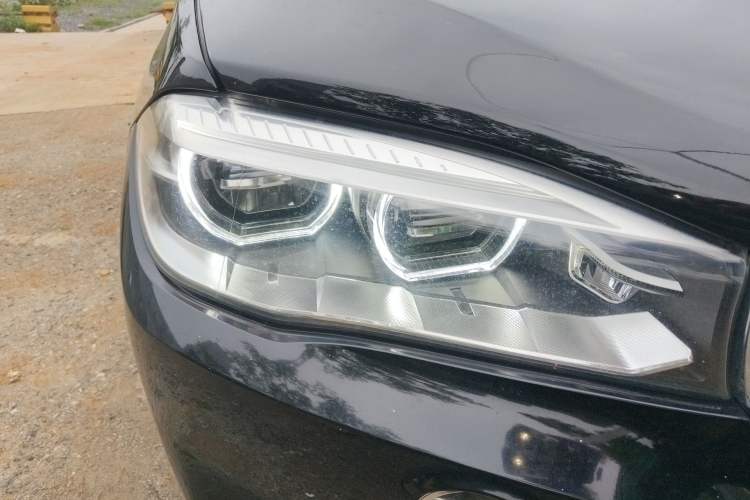Used BMW X5 2017 xDrive35i Elegant Edition Right Front Headlight