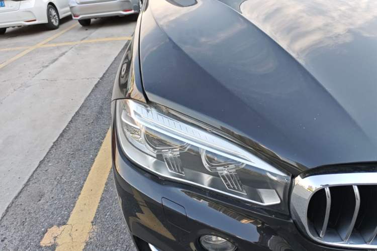 Used BMW X5 2017 xDrive28i Right Front Headlight