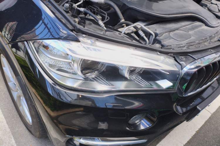 Used BMW X5 2017 xDrive28i Right Front Headlight