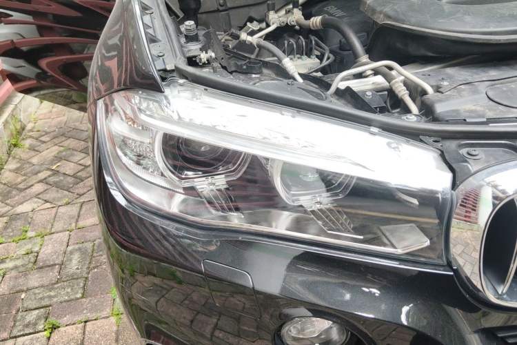Used BMW X5 2017 xDrive28i Right Front Headlight