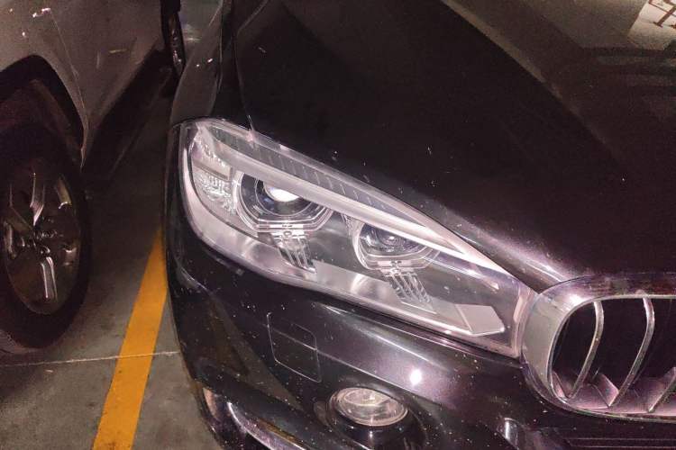 Used BMW X5 2017 xDrive28i Right Front Headlight