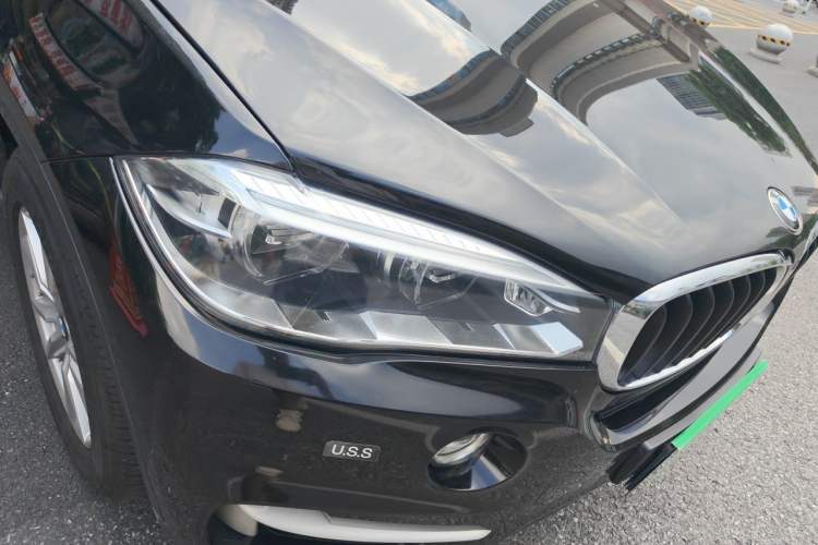 Used BMW X5  Right Front Headlight