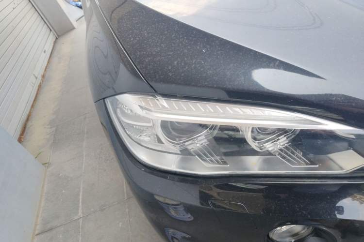 Used BMW X5 2017 xDrive28i Right Front Headlight