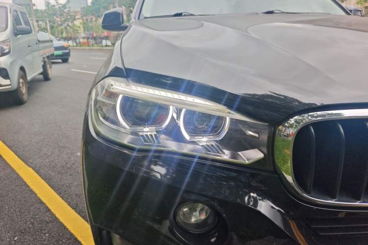 Used BMW X5 2017 xDrive35i Elegant Edition Right Front Headlight