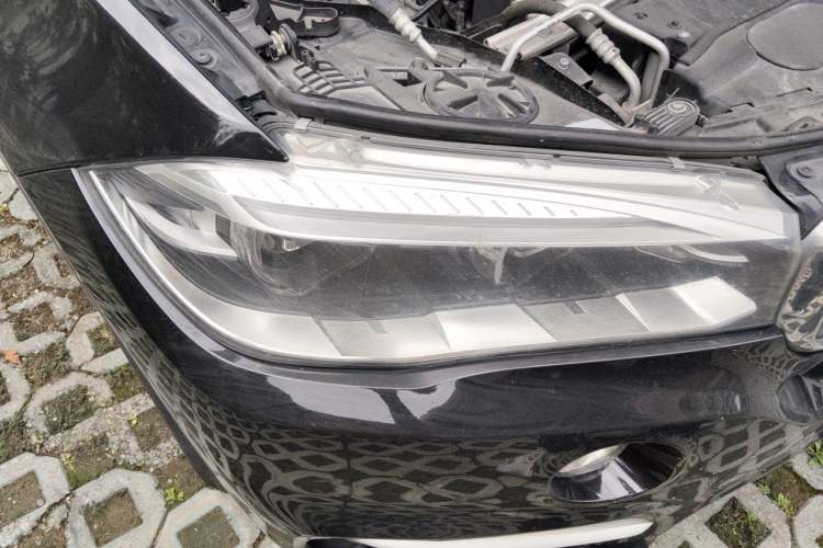 Used BMW X5  Right Front Headlight