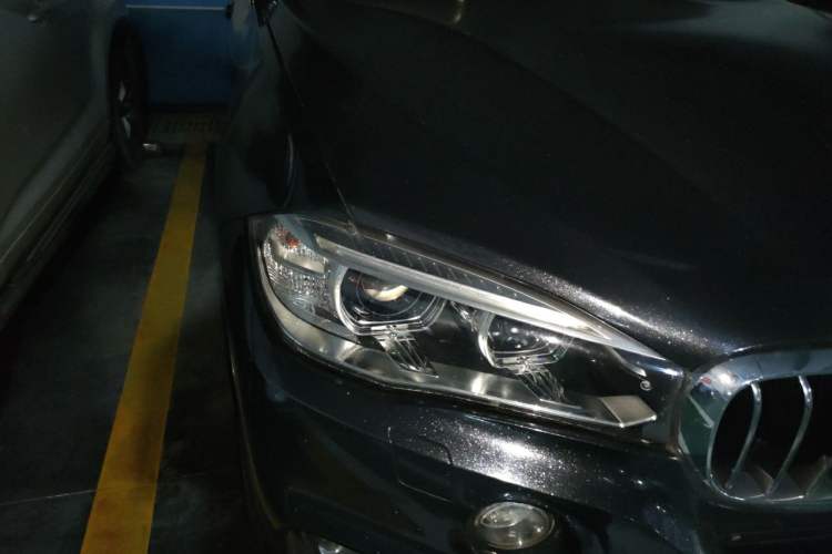 Used BMW X5 2017 xDrive28i Right Front Headlight