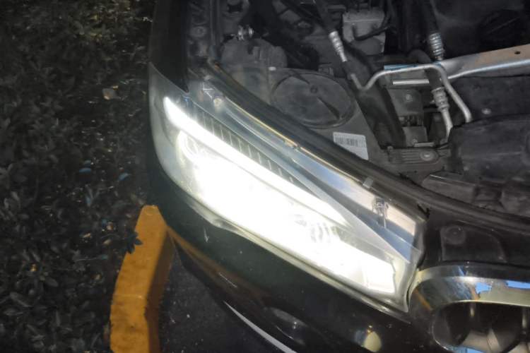 Used BMW X5 2017 xDrive35i Middle East Right Front Headlight